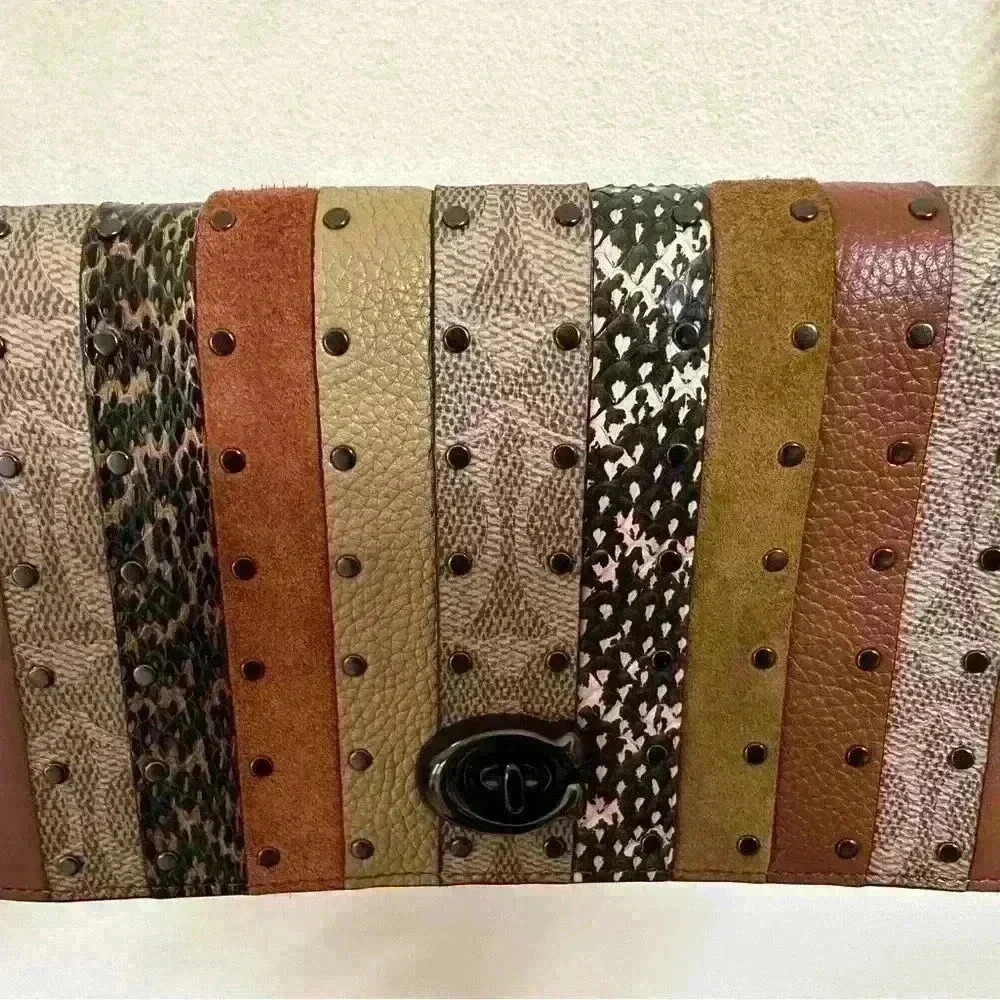 Coach patterned Crossbody Handbag with Rivets- LIKE NEW!!! - Picture 2 of 8